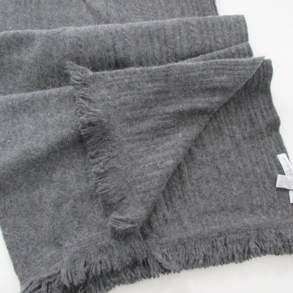 Angora Wool Blend Shawl Scarf Grey Ribbed Texture Vintage Hong Kong - Picture 1 of 7